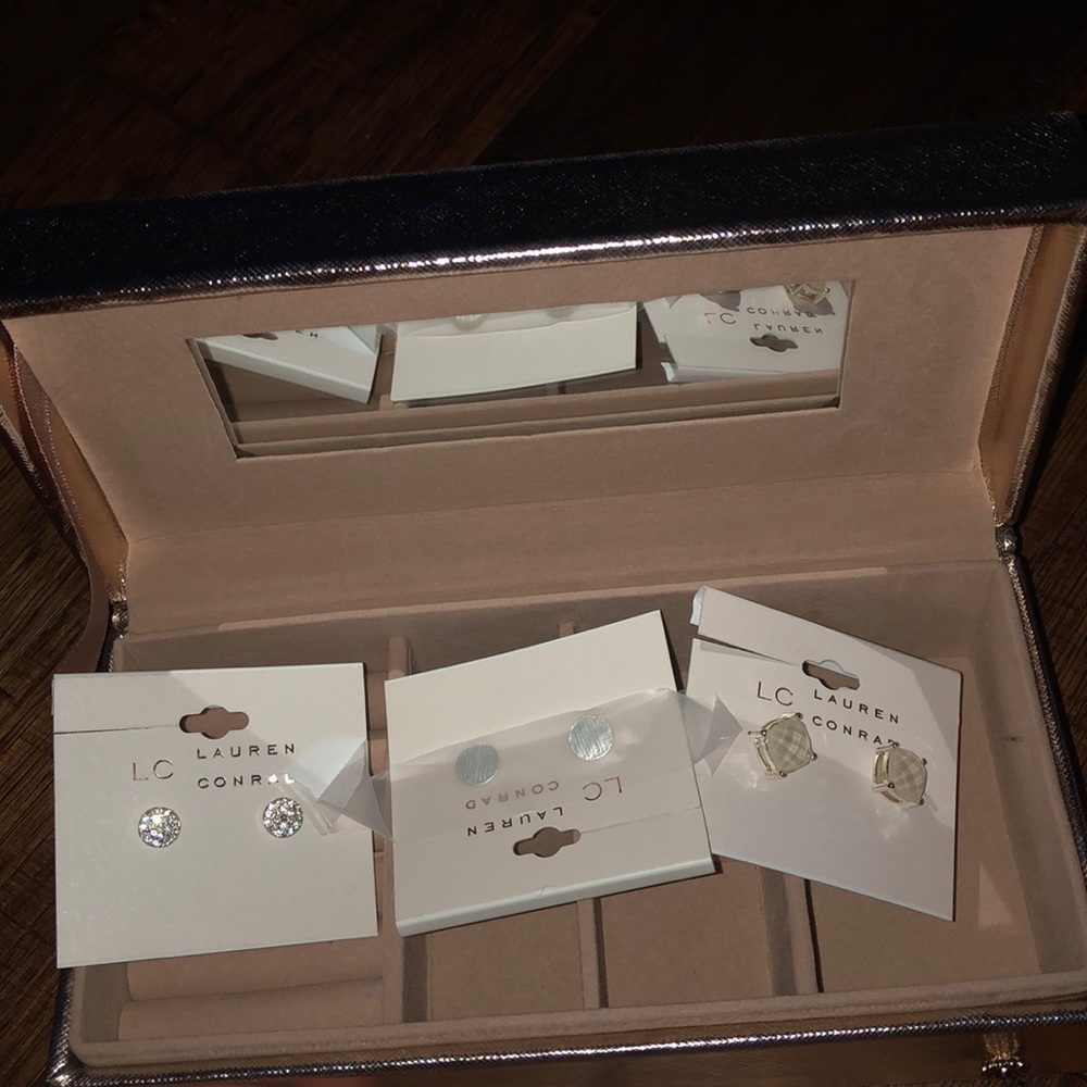 lauren conrad jewlry box and earring set